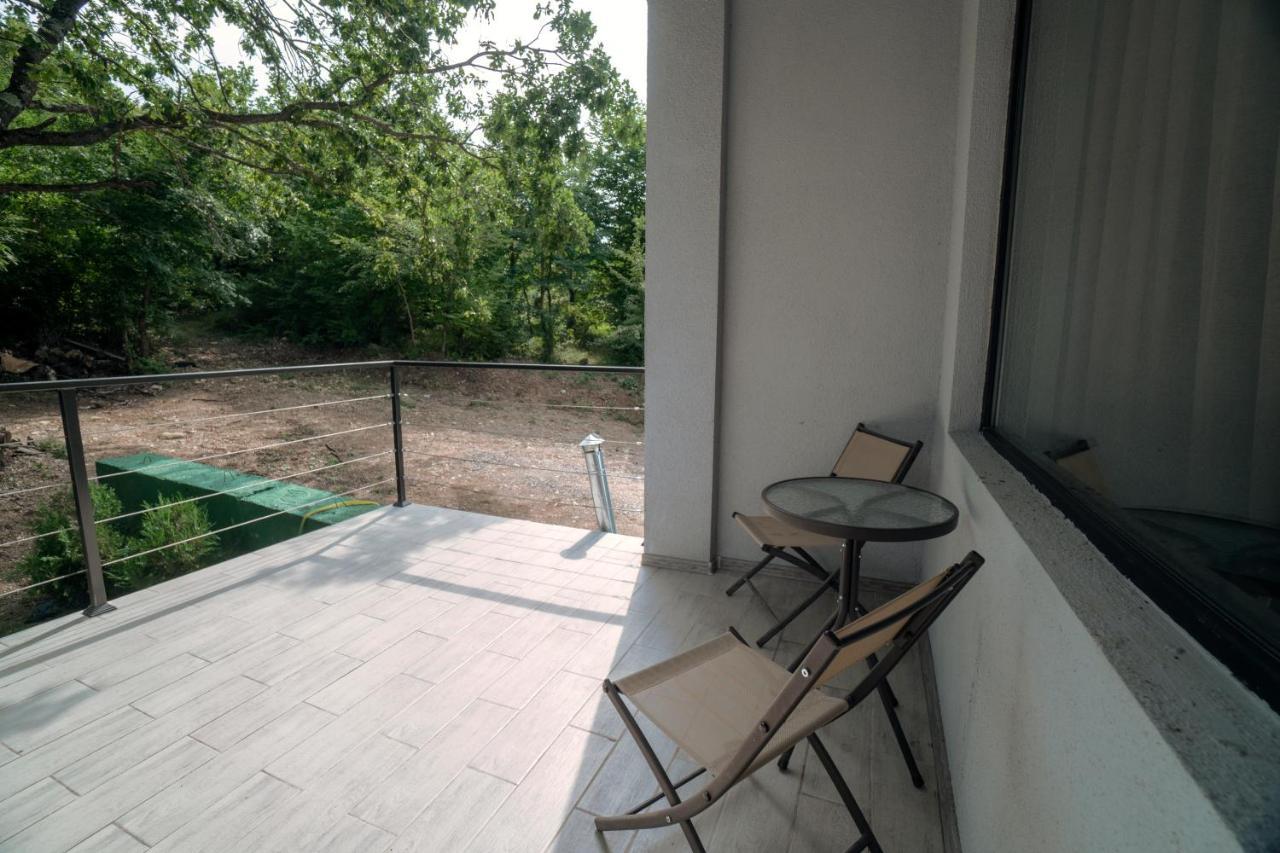 Villa Lapa Telavi Bagian luar foto